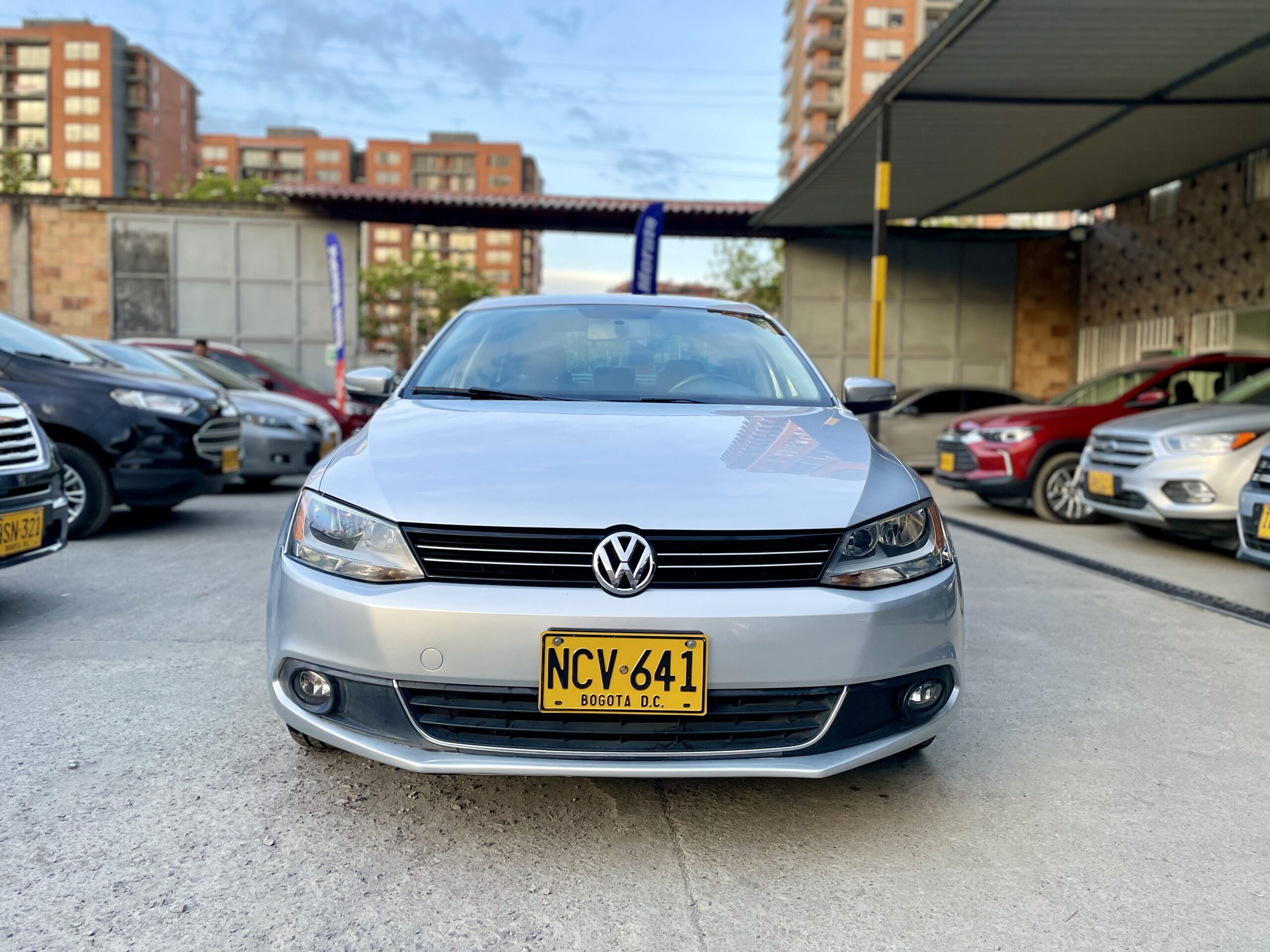 Volkswagen New Jetta Comfortline 2.5 Tp