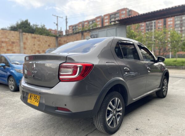Renault Logan 2022 Privilege/Intens - Image 4
