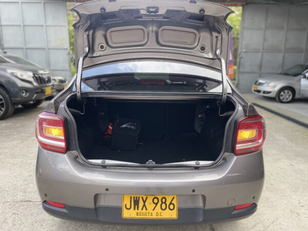 Renault Logan 2022 Privilege/Intens - Image 7