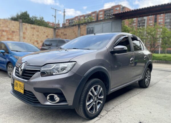Renault Logan 2022 Privilege/Intens