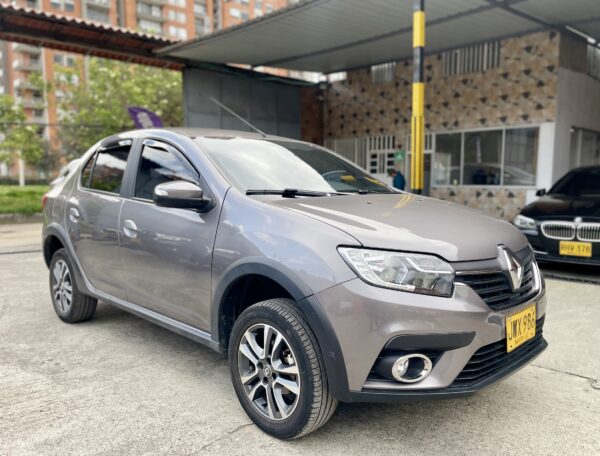 Renault Logan 2022 Privilege/Intens - Image 3