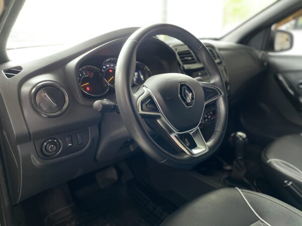 Renault Logan 2022 Privilege/Intens - Image 8