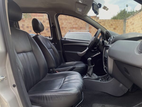 Renault Duster 2016 Expression 1.6 - Image 12
