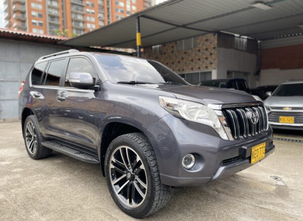 Toyota Prado TX-L 2014 Turbodiésel 3.0 - Image 3
