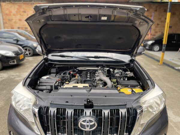Toyota Prado TX-L 2014 Turbodiésel 3.0 - Image 12
