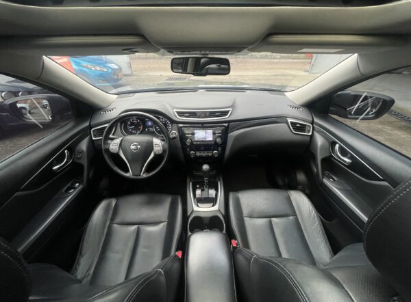 Nissan X-Trail 2016 Exclusive - Image 8