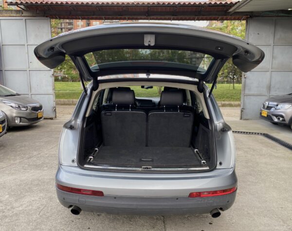 Audi Q7 2008 7 pasajeros 4x4 - Image 13