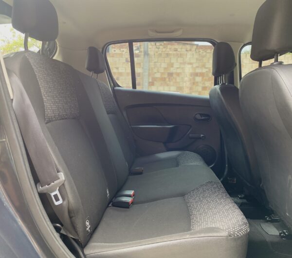 Renault Sandero 2019 Life - Image 13