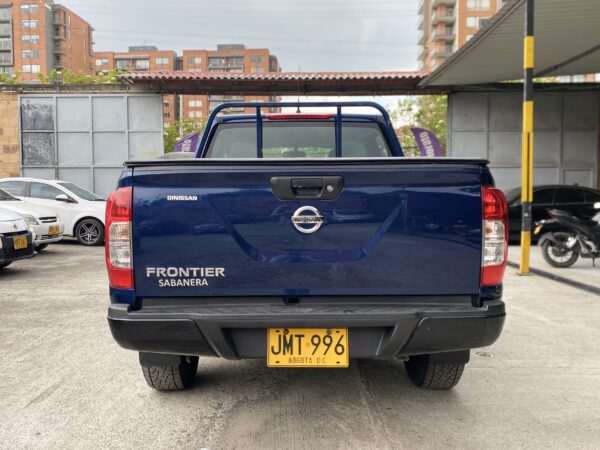 Nissan Frontier NP300 2021 MT - Image 5
