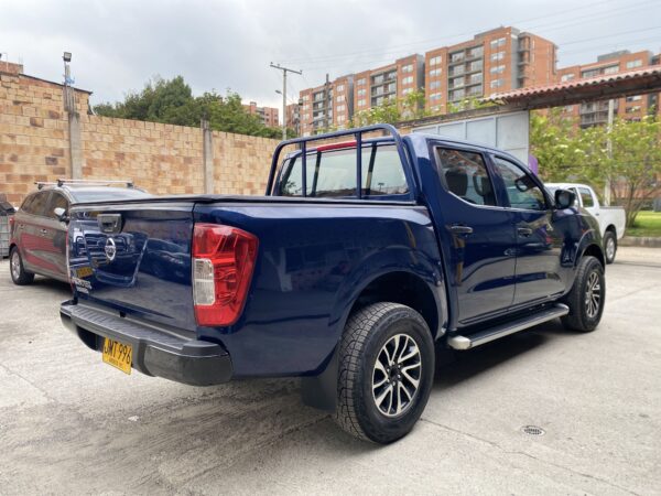 Nissan Frontier NP300 2021 MT - Image 4