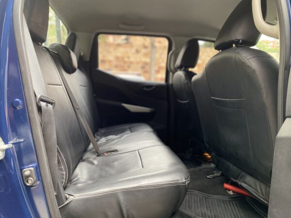 Nissan Frontier NP300 2021 MT - Image 13
