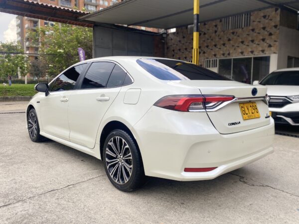 Toyota Corolla 2020 Híbrido SE-G - Image 6
