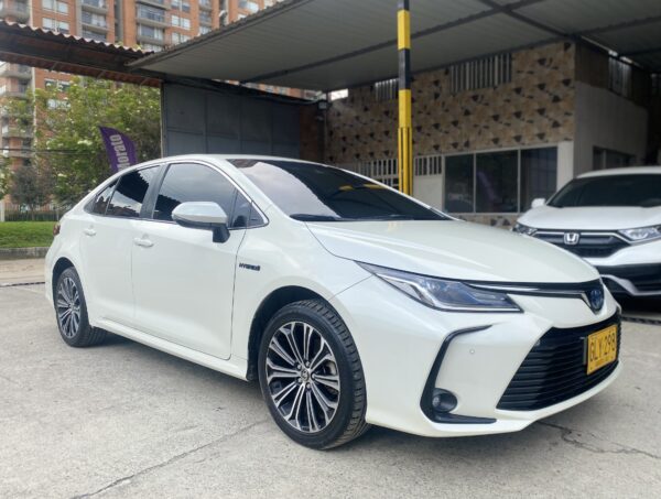 Toyota Corolla 2020 Híbrido SE-G - Image 3
