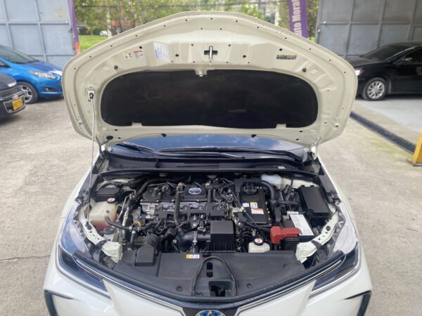 Toyota Corolla 2020 Híbrido SE-G - Image 14