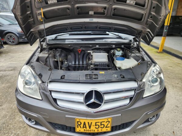 Mercedes Benz B180 2010 - Image 9