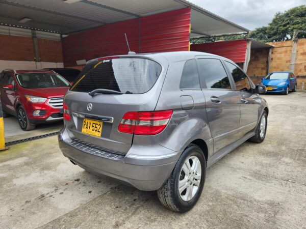 Mercedes Benz B180 2010 - Image 5