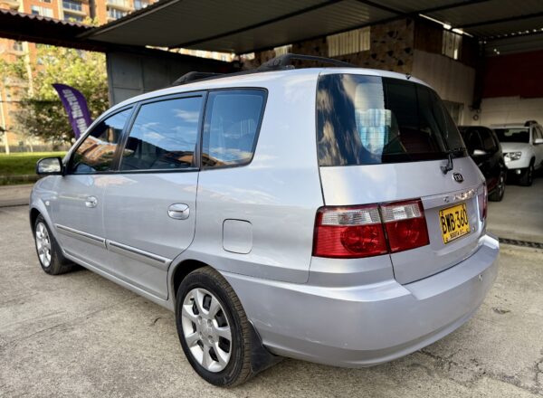 Kia Carens 2007 Lx 7 Pasajeros - Image 6