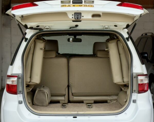 Toyota Fortuner 2010 2.7 - Image 17