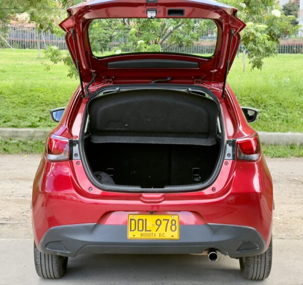 Mazda 2 Sport 1.5 Grand Touring At - Image 6