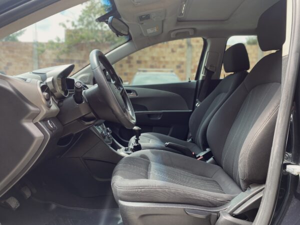 Chevrolet Sonic 2013 Lt - Image 14