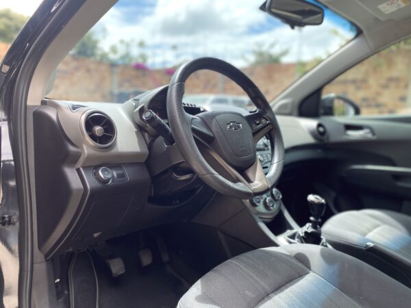 Chevrolet Sonic 2013 Lt - Image 16