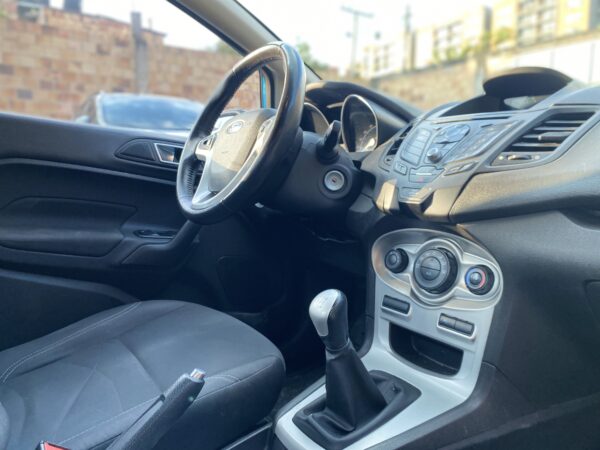 Ford Fiesta 2016 Sportback SE - Image 10