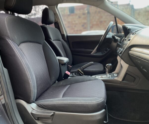 Subaru Forester 2013 CVT - Image 9