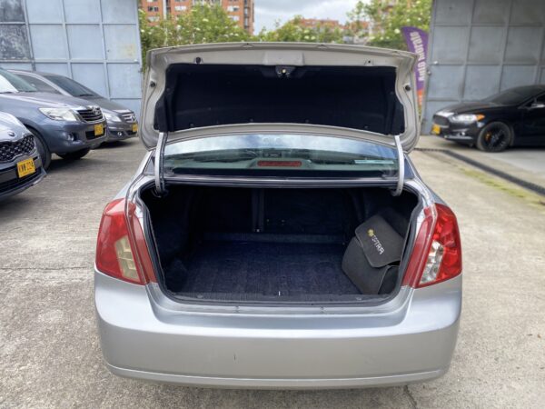Chevrolet Optra 2007 Limited Mecánica - Image 7