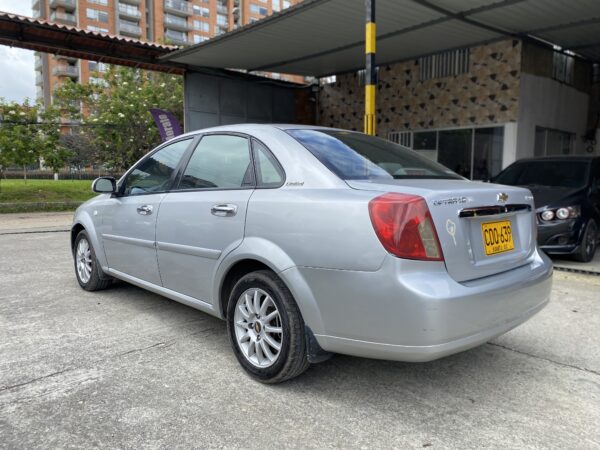 Chevrolet Optra 2007 Limited Mecánica - Image 6