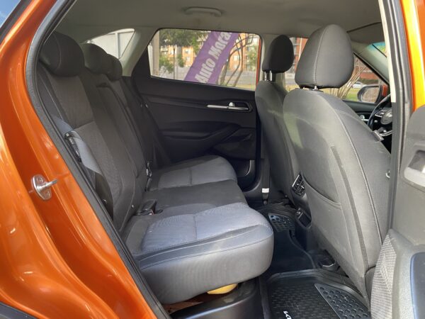 Kia Seltos 1.6l Vibrant At - Image 12