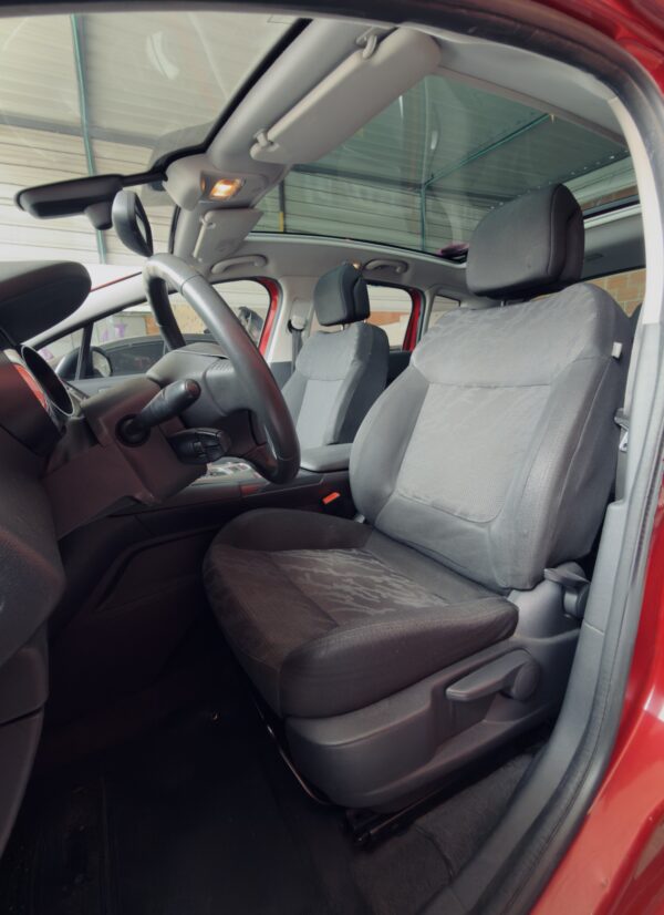 Peugeot 3008 2012 Premium 1.6 - Image 14