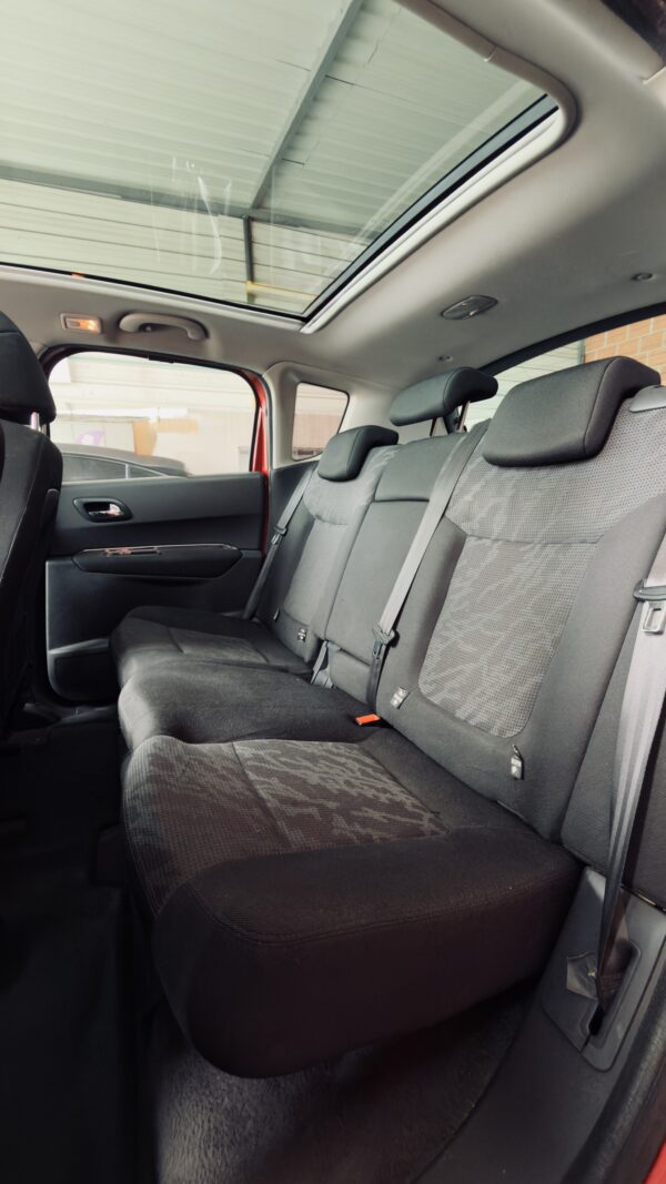 Peugeot 3008 2012 Premium 1.6 - Image 15